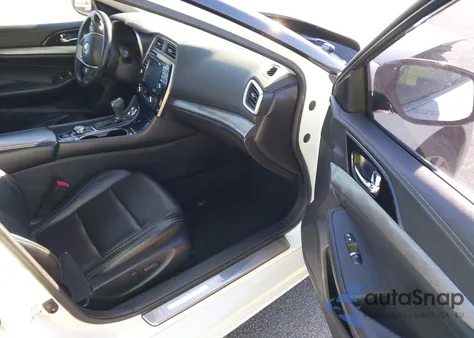 2016 Nissan Maxima 3.5 Sv z USA, uszkodzony, nr VIN 1N4AA6AP7GC907374